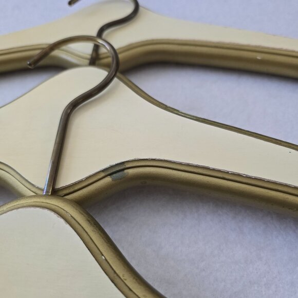 Vintage Regency Wood Hotel Hangers B Monogram Lot 3 White Gold MCM Movie Prop - Picture 10 of 11